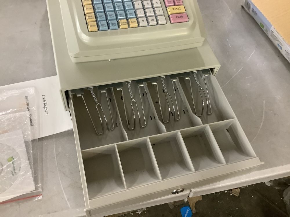 48 Keys Electronic Cash Register - Image 6 - Lot 227