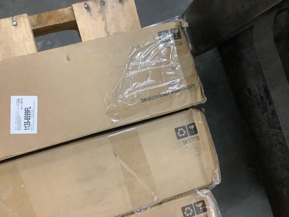 Lot of (5) 7.5' Patio Umbrellas - Uninspected - Image 4 - Lot 313