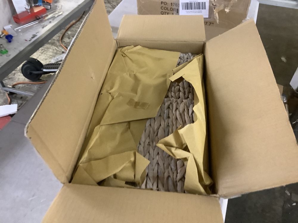 Set of 5 Collapsible Hyacinth Storage Baskets w/ Inserts - 10.5x10.5in - Image 2 - Lot 323