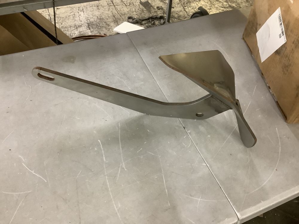 14lb Small Yacht Boat Anchor - Image 2 - Lot 796