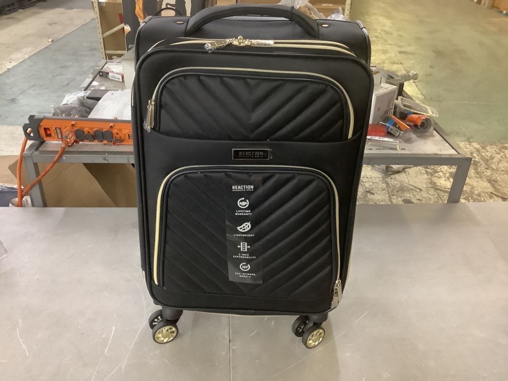 Kenneth Cole Reaction Chelsea 20" Polyester-Twill Expandable Carry On and Tote Bag - Image 2 - Lot 109