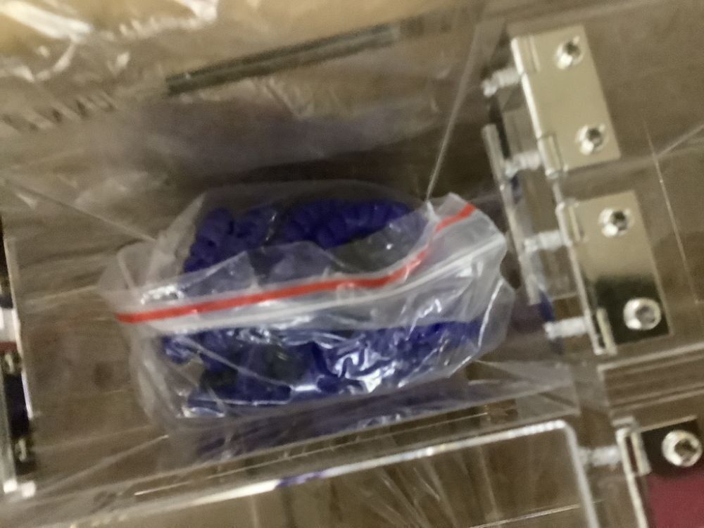 30 Slots Cell Phone Locker Box for Classroom - 1 Broken Slot - Image 3 - Lot 140