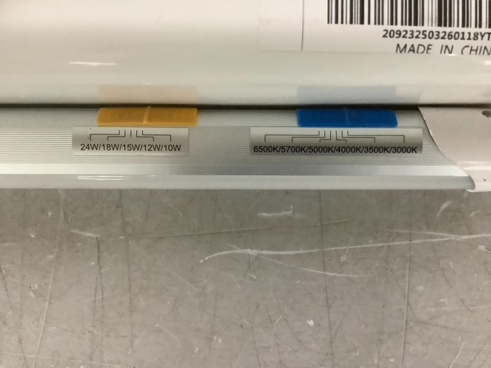 T8 LED Tube Light Bulbs 4 Foot, 5 Power & 6CCT Selectable, 6 Pack - Image 4 - Lot 703