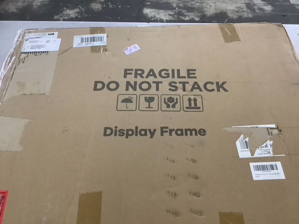 Jersey Frame Display Case - Image 2 - Lot 408