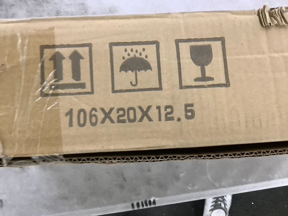 SUV Luggage Rack - Image 8 - Lot 409