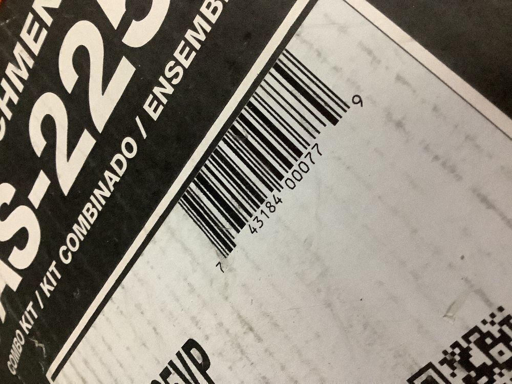 ECHO 21.2 cc Gas 2-Stroke Attachment Capable Straight Shaft String Trimmer with Speed-Feed Head and Curved Shaft Edger Kit - Image 7 - Lot 7JF