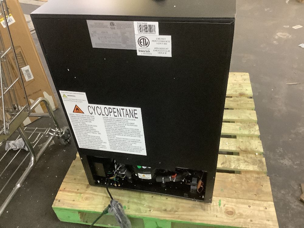 Avanti 24 in. 19-Bottle Wine & Beverage Cooler - Image 8 - Lot 30JF