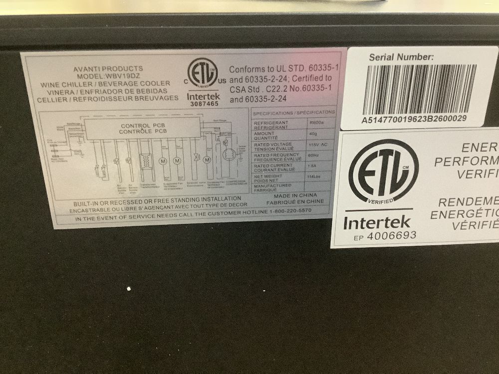 Avanti 24 in. 19-Bottle Wine & Beverage Cooler - Image 9 - Lot 30JF