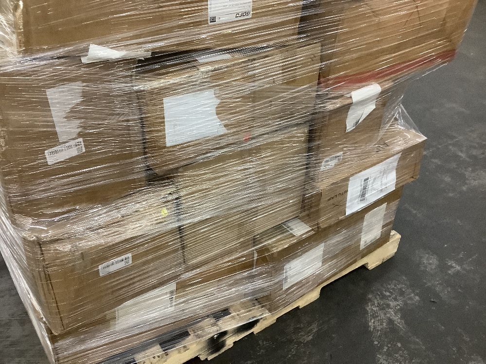 Pallet of Automotive Lighting - Uninspected - Image 5 - Lot 56