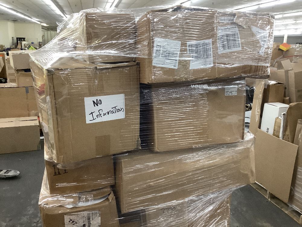 Pallet of Automotive Lighting - Uninspected - Image 7 - Lot 56