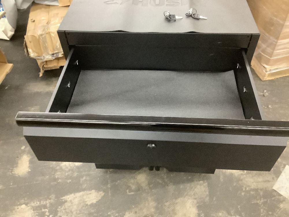 Husky Regular Duty Welded 24-Gauge Steel 1-Drawer 2-Door Garage Base Cabinet in Black (24 in. W x 33 in. H x 16 in. D) - Image 5 - Lot 45JF