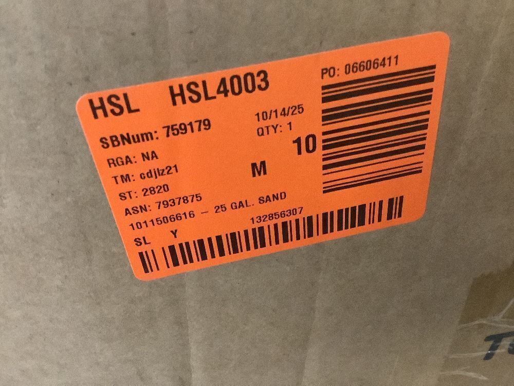 VEVOR 25 Gal. Sandblasting Cabinet 40 to 120 PSI with Blasting Gun for Paint Stain Rust Removal - Image 4 - Lot 51JF