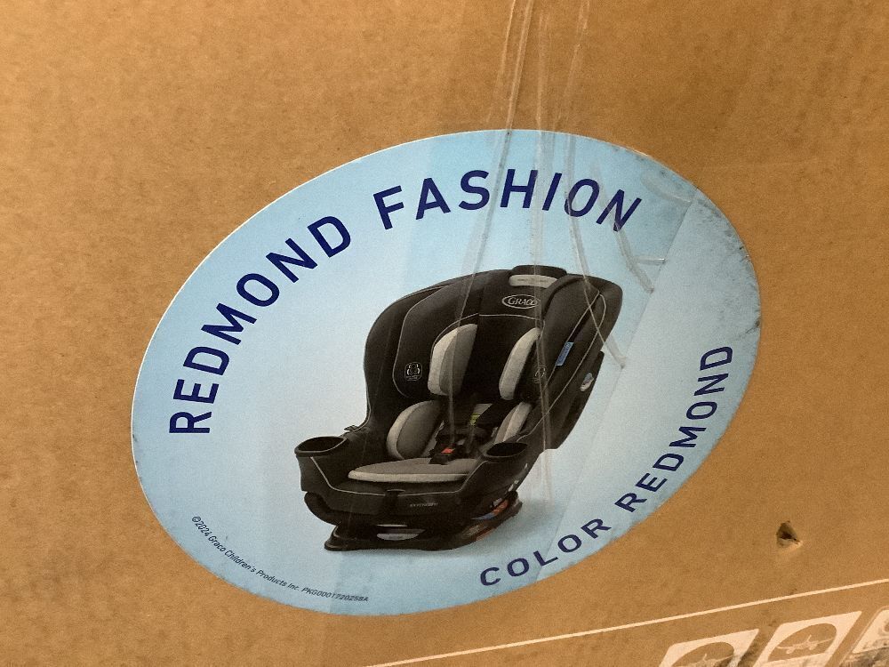 Graco Extend2Fit Convertible Baby Car Seat, Rear and Forward Facing, Adjustable Extension Panel for Extra Legroom, Gotham - Image 5 - Lot 52JF