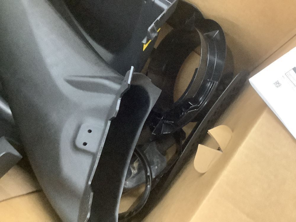 Original Equipment 36 in. Double Bagger for Troy-Bilt and Craftsman Lawn Mowers (2020 and After) - Image 4 - Lot 103JF