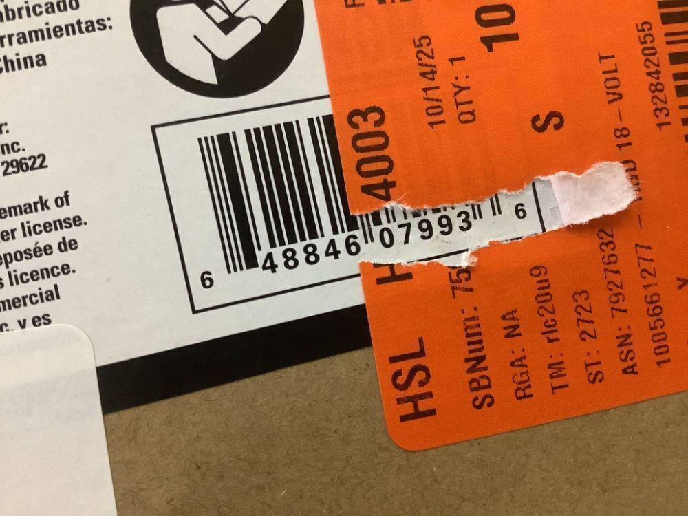 RIGID 18V Lithium-Ion (2) 4.0 Ah Battery Starter Kit with Charger and Bag - Image 5 - Lot 36JF