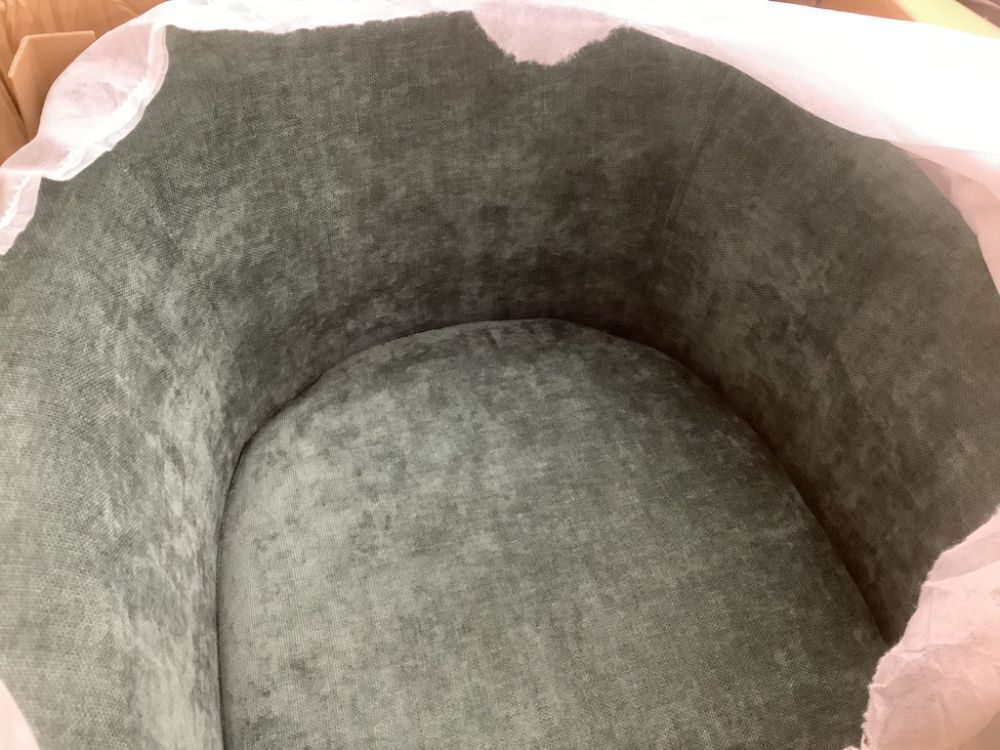 Picket House Furnishings Tora Emerald Robin Swivel Barrel Chair - Image 3 - Lot 25JF