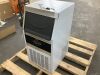 VEVOR Commercial Ice Maker 110-120LBS/24H with 33LBS Bin 110v - Thumbnail 3