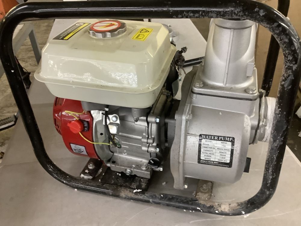 Gas Engine Water Pump - For Repair, Engine has Compression - Image 8 - Lot 136