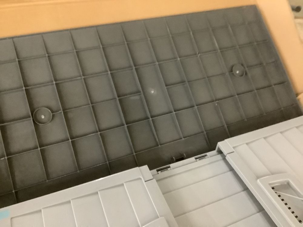 75 Gallons Foldable Plastic Deck Box - Image 4 - Lot 340