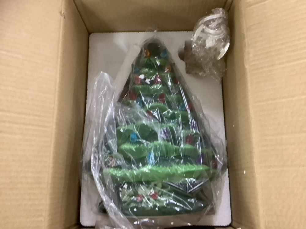 Pre-Lit Ceramic Tabletop Christmas Tree with Lights- 15in - Image 5 - Lot 401