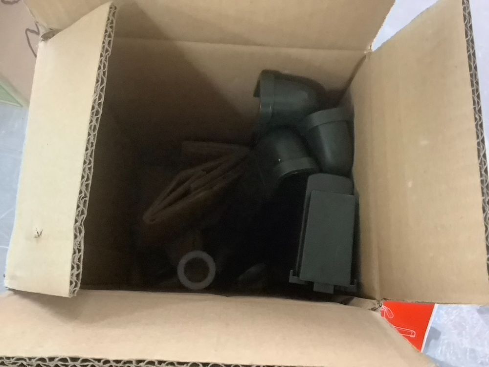 Lot of (6) 360-Degree Rotating Christmas Tree Stand w/ 3 Settings, 3 Outlets - Image 3 - Lot 442