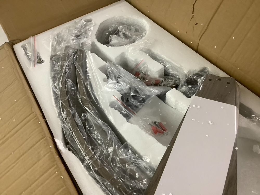 Wood Wagon Wheel Chandelier Ceiling Fan 44" - Image 4 - Lot 207