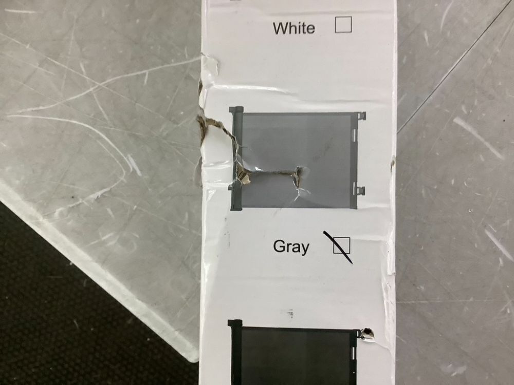 Retractable Baby Gate - Image 2 - Lot 549