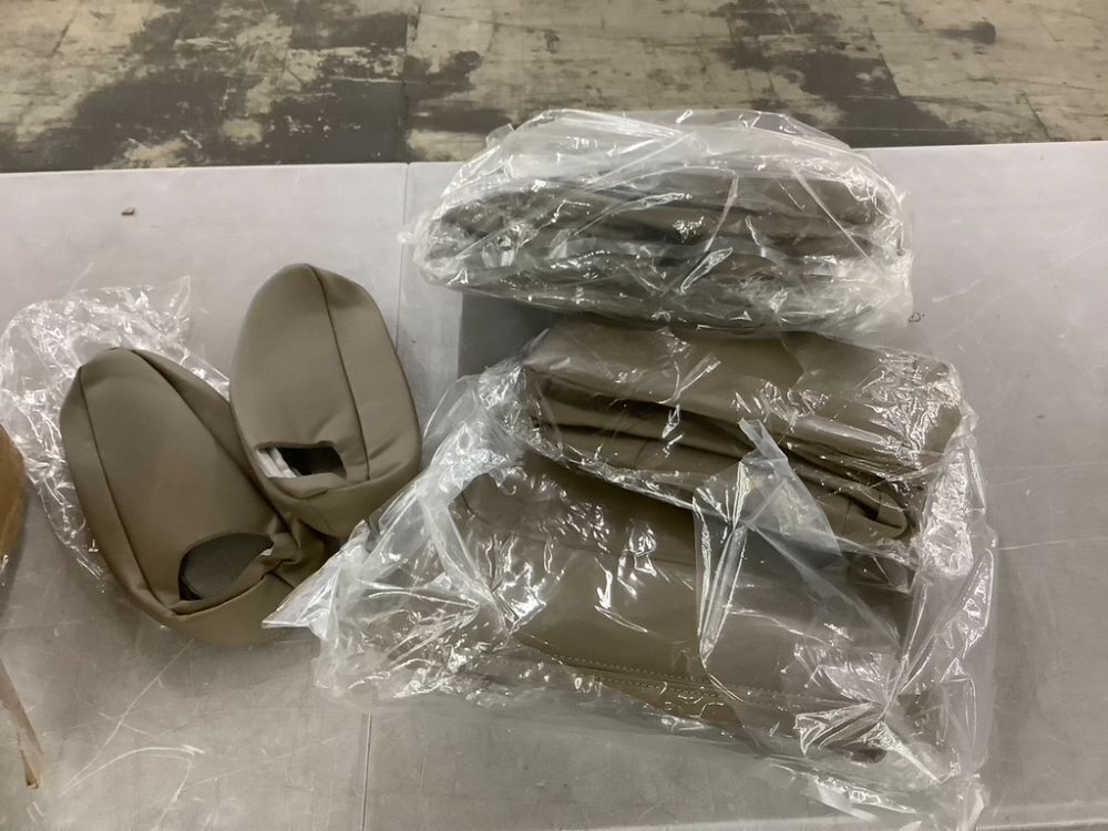 Seat Covers and Armrest Covers for Chevy Silverado Avalanche GMC Sierra 2003-2007 - Image 3 - Lot 744