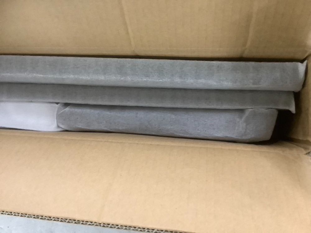 Industrial Pipe Clothing Rack - Image 4 - Lot 446