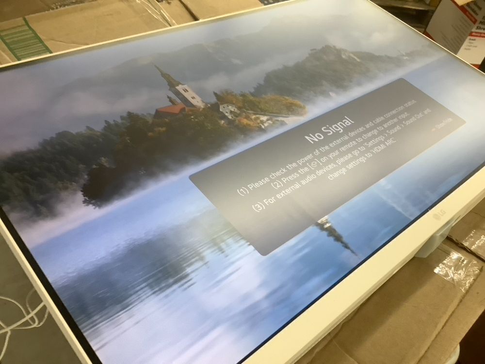 LG 27" FHD IPS MyView Smart Monitor with webOS and Built-in Speakers - Image 4 - Lot 145