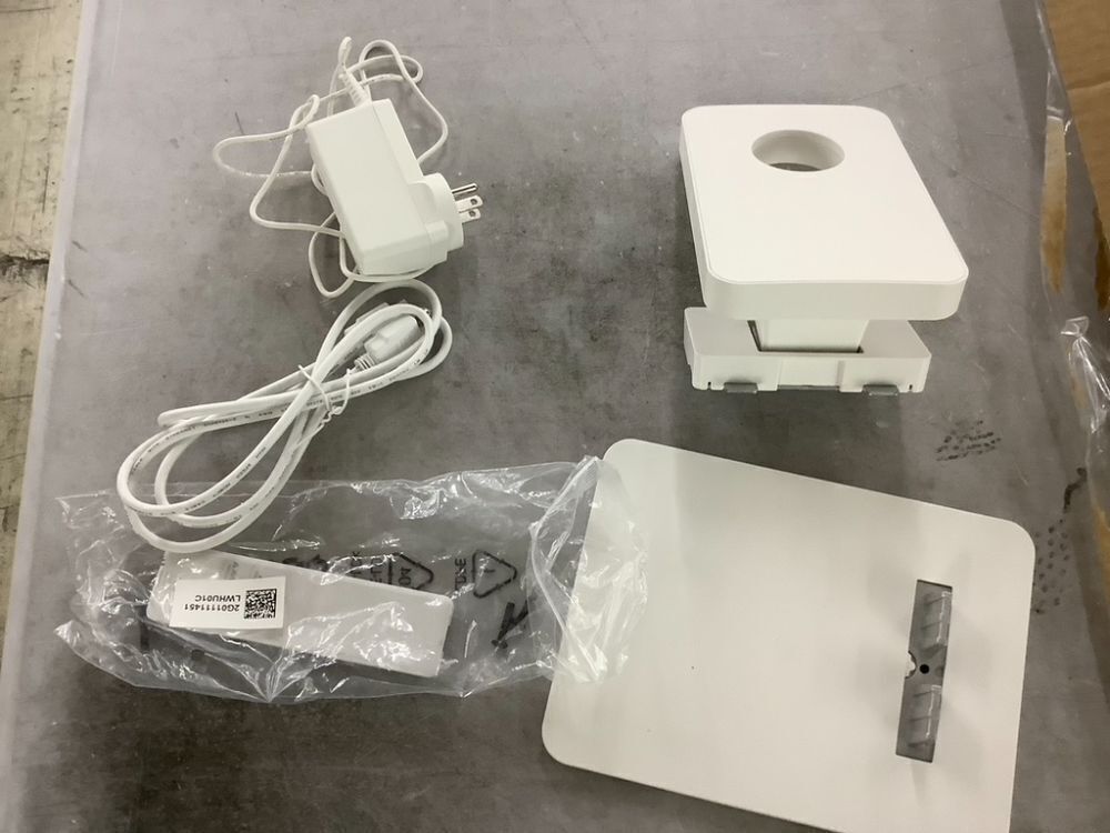 LG 27" FHD IPS MyView Smart Monitor with webOS and Built-in Speakers - Image 7 - Lot 145