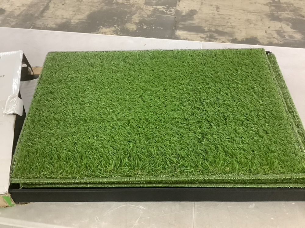 Hompet Artificial Grass Patch Dog Potty with Tray, 30''x20'' - Image 3 - Lot 337