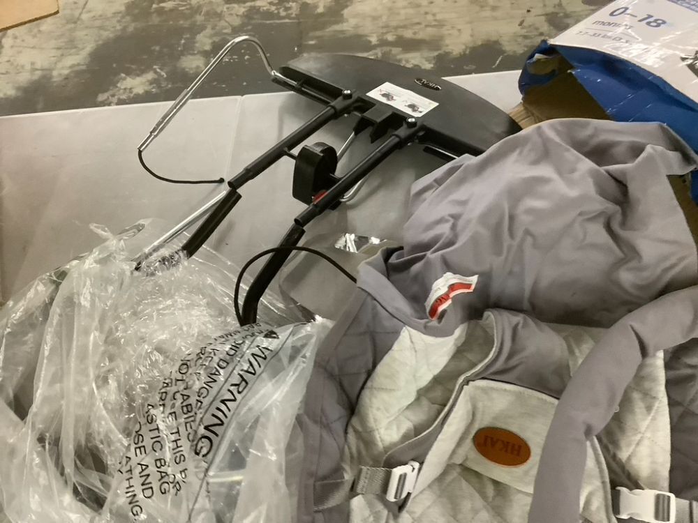 Baby Bouncer - Image 4 - Lot 532