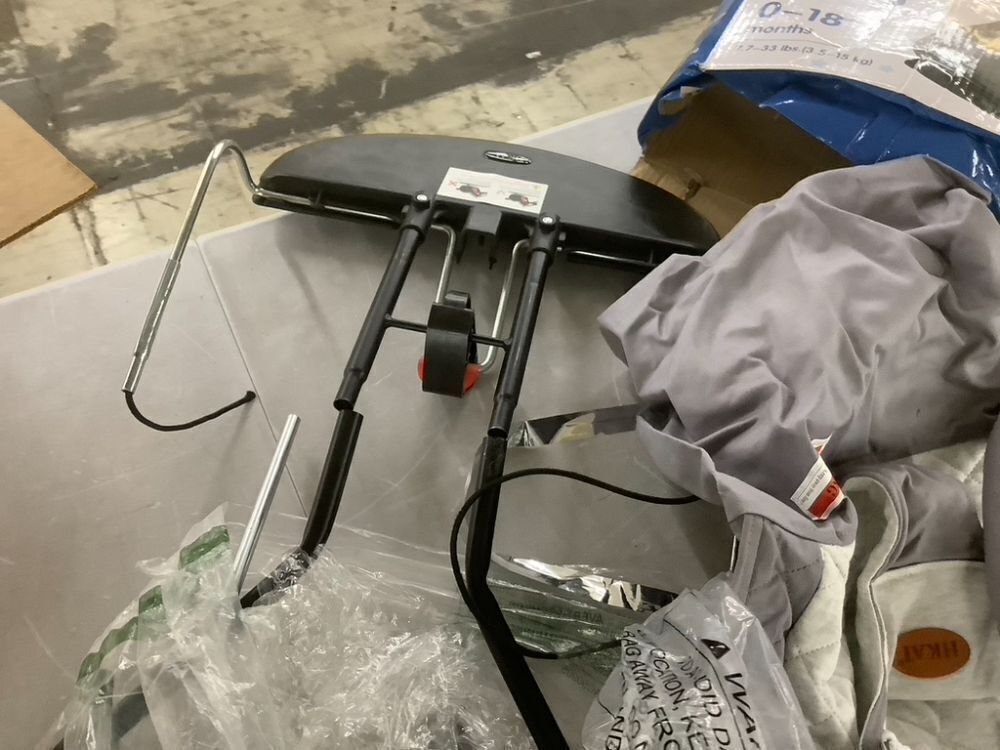 Baby Bouncer - Image 5 - Lot 532