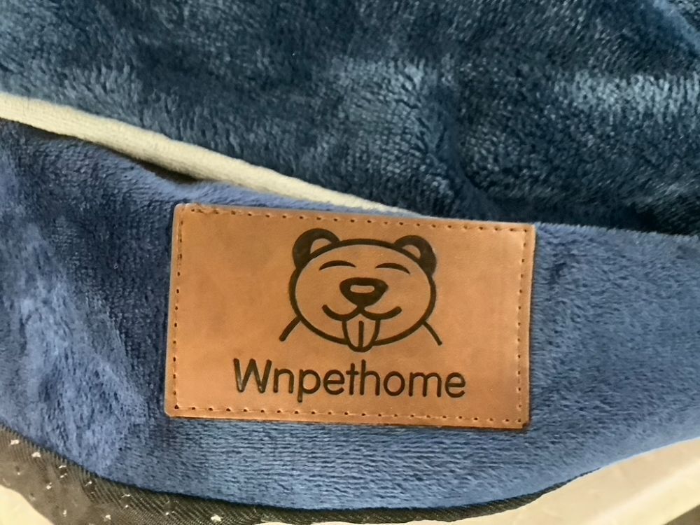 Large Pet Bed - Image 7 - Lot 439