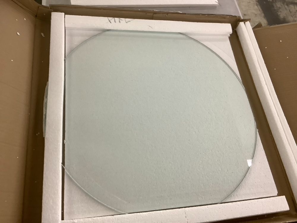 Augeno 24 inch Round Glass Table Top - Image 4 - Lot 539