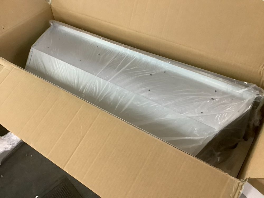 FIREGAS Range Hood Insert 36 inch 600 CFM, Ducted/Ductless Convertible - Image 4 - Lot 150