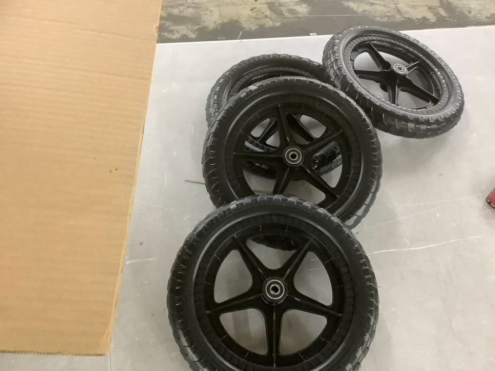 SuperHandy Knee Walker, Height Adjustable, 330Lbs Capacity - Image 4 - Lot 240