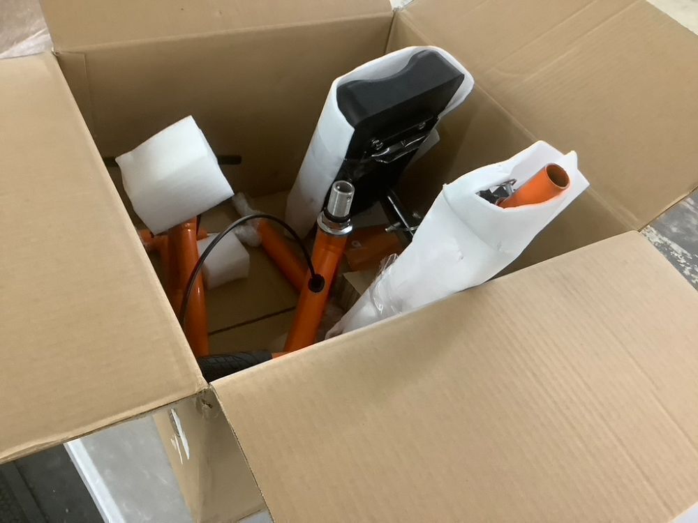 SuperHandy Knee Walker, Height Adjustable, 330Lbs Capacity - Image 6 - Lot 240