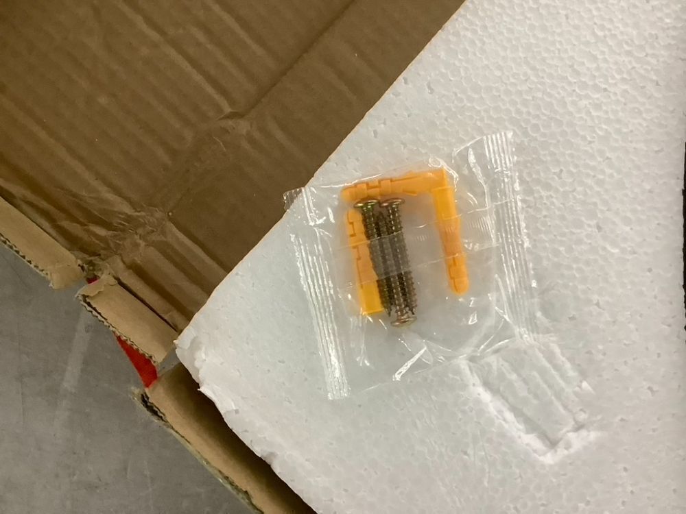 30 Inch Round Wall Mirror - Image 4 - Lot 533