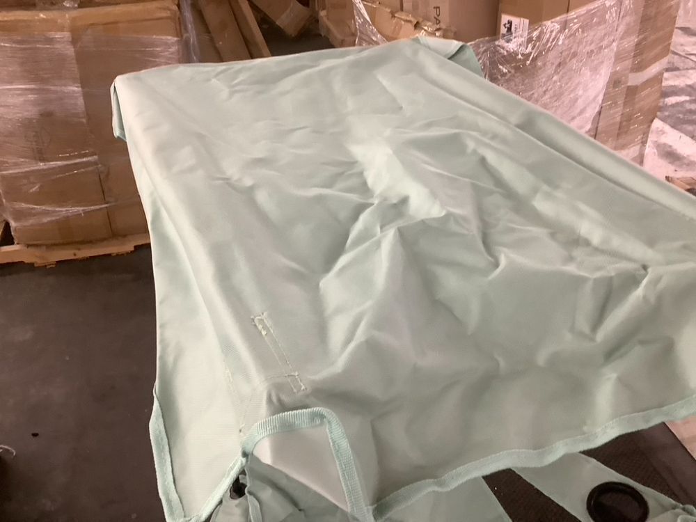 YOUNG WOOD Portable Camping Chair with Shade Canopy - Image 5 - Lot 639