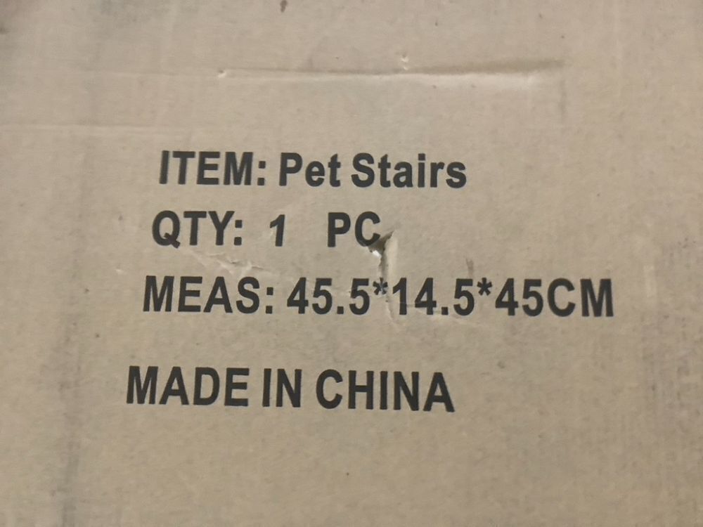 Foldable Pet Stairs - Image 5 - Lot 631