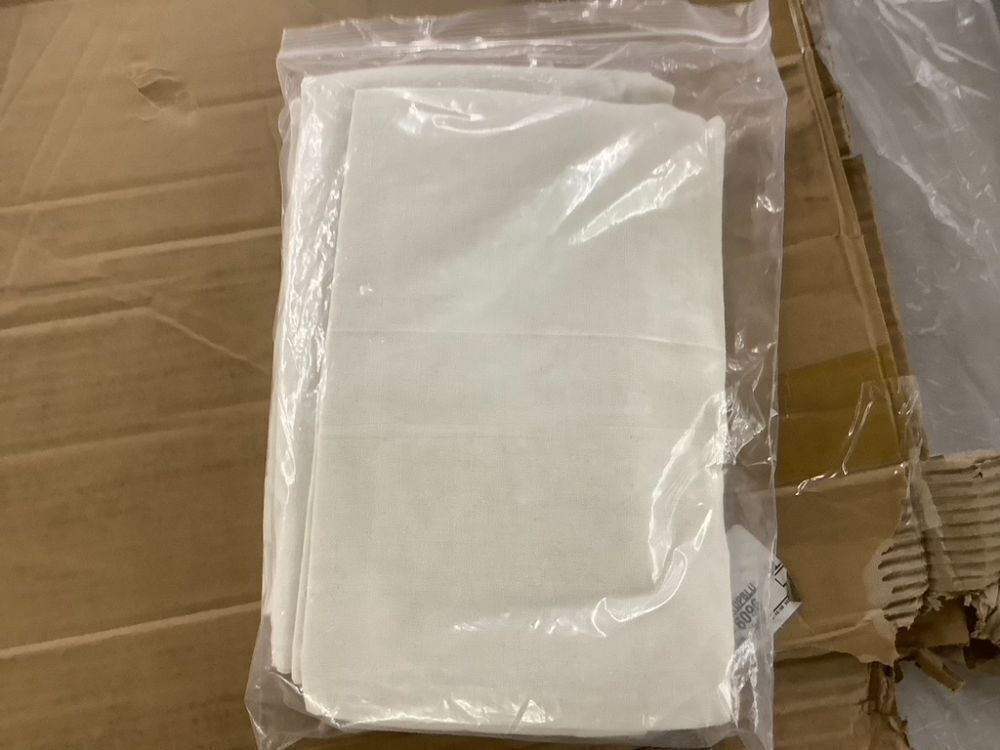 Rattan Laundry Hamper with 3 Removable Liner Bags - Image 5 - Lot 635