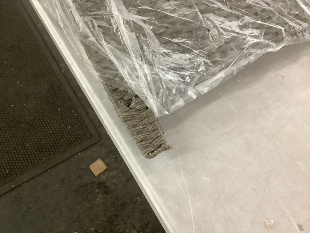 Rattan Laundry Hamper with 3 Removable Liner Bags - Image 7 - Lot 635