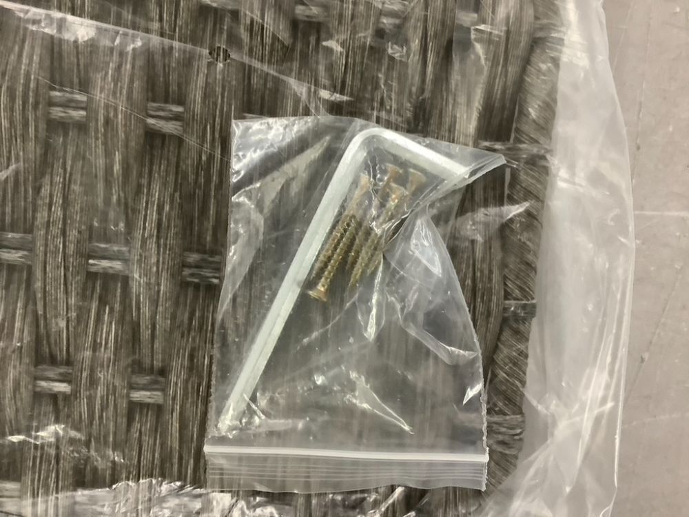 Rattan Laundry Hamper with 3 Removable Liner Bags - Image 8 - Lot 635