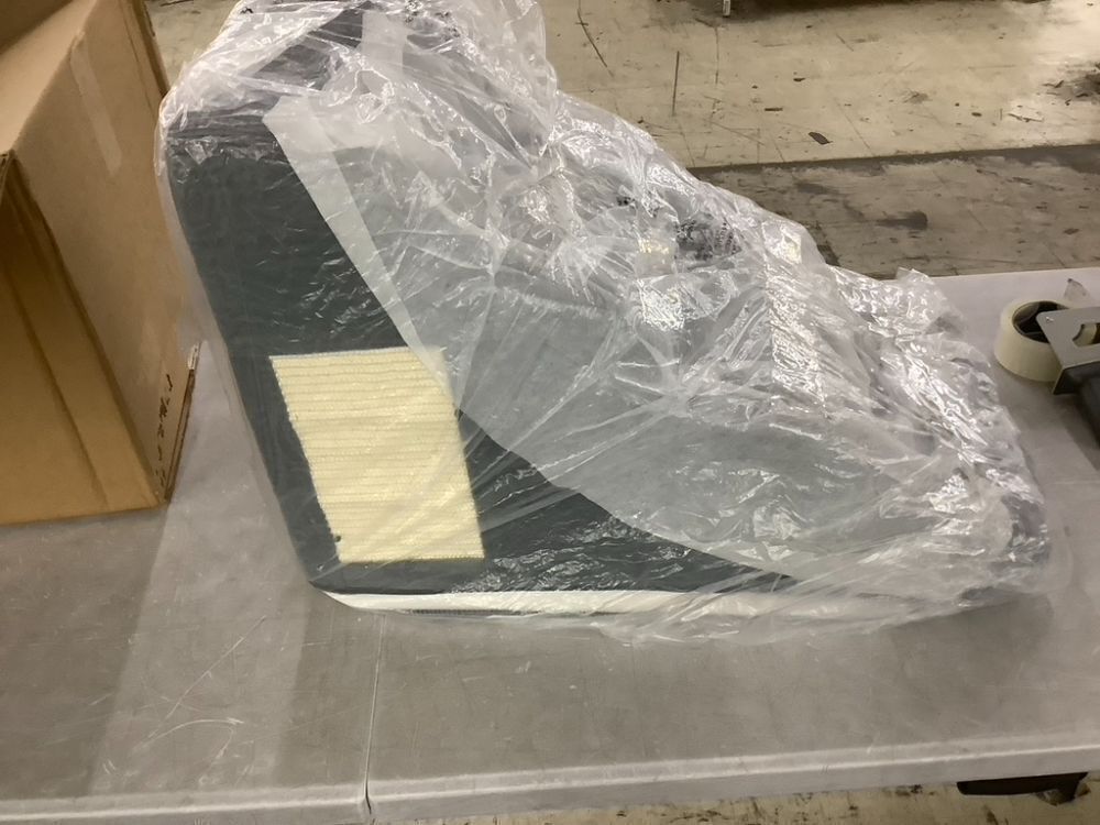 Pet Stairs 28" x 20" - Image 1 - Lot 732