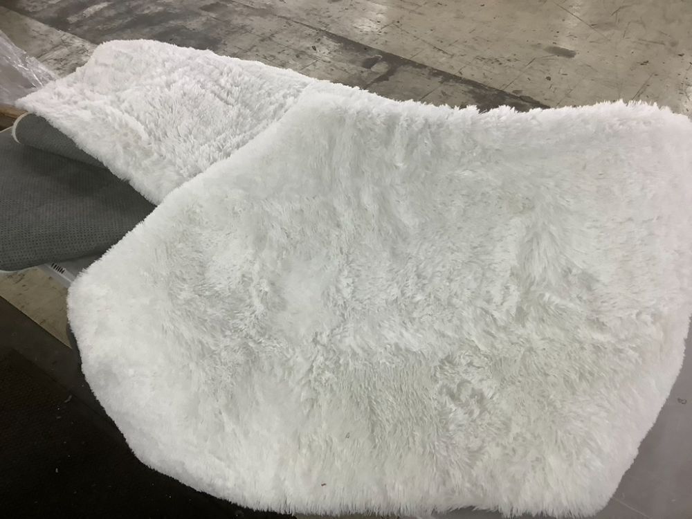 Faux Fur Area Rug, 8' x 10' - Image 1 - Lot 738