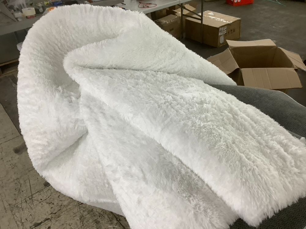 Faux Fur Area Rug, 8' x 10' - Image 3 - Lot 738