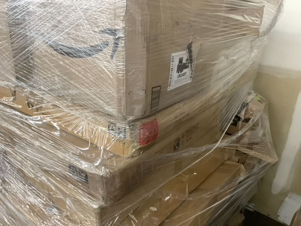 Salvage Pallet. Items Will Be Damaged and Incomplete. - Image 7 - Lot 107