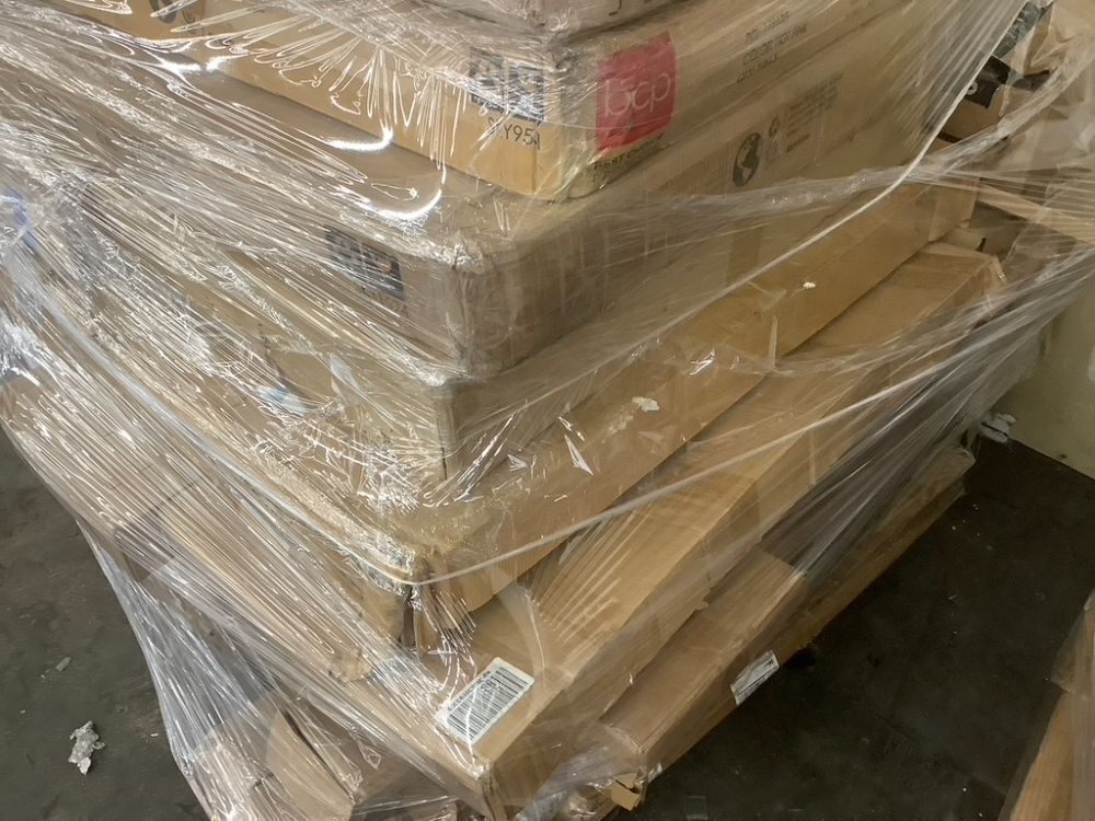 Salvage Pallet. Items Will Be Damaged and Incomplete. - Image 8 - Lot 107